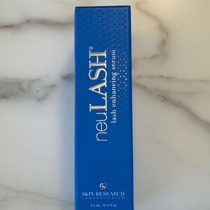 Lash Enhancing Serum - Blue